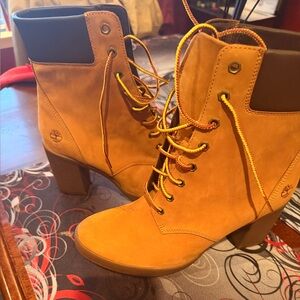 Timberland Women's Brown Lace-Up Heeled Boots